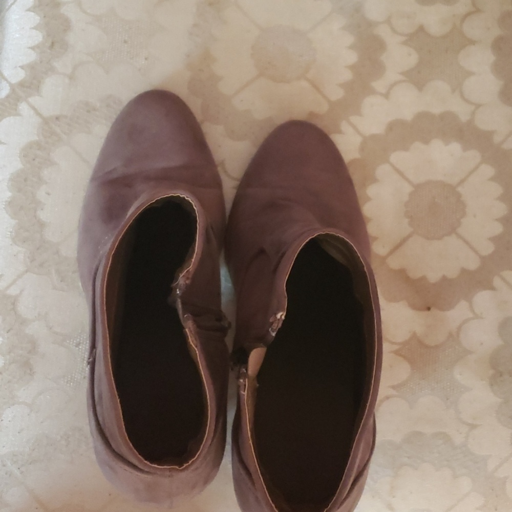 Booties - Picture 5 of 5